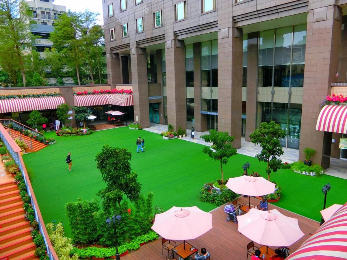 K Hotel Taipei Bagian luar foto