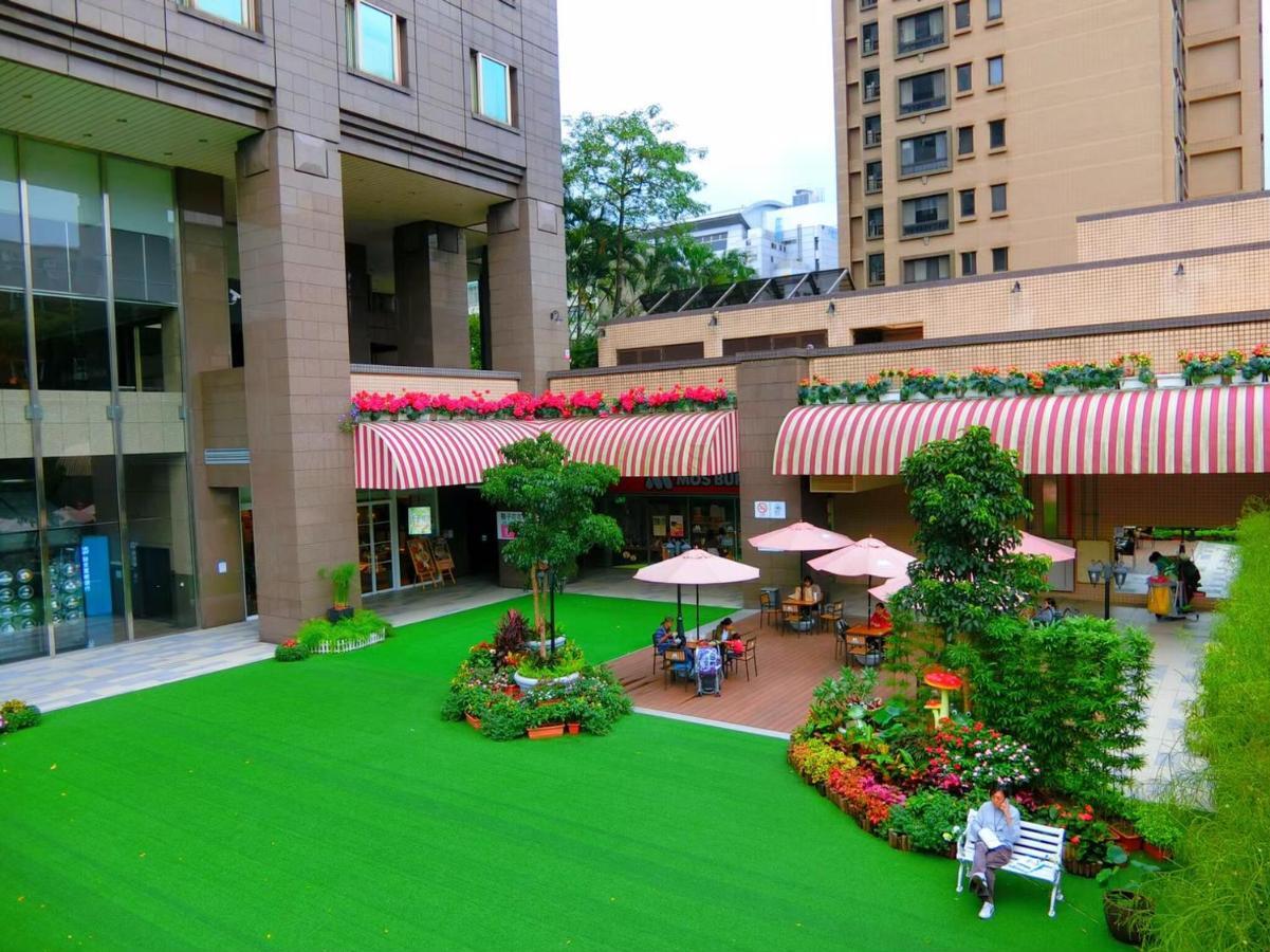 K Hotel Taipei Bagian luar foto